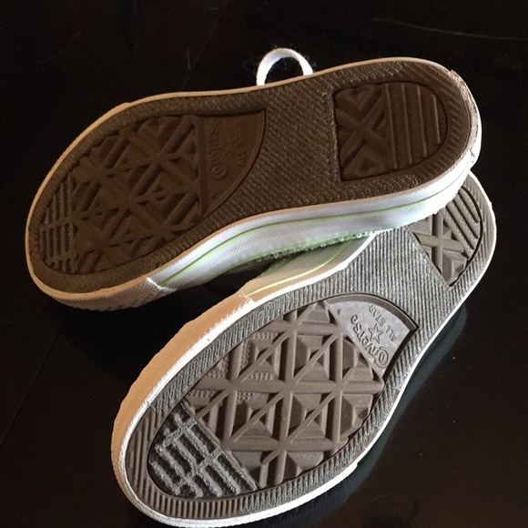 Converse lime green sneakers kids size 12 - Picture 2 of 7